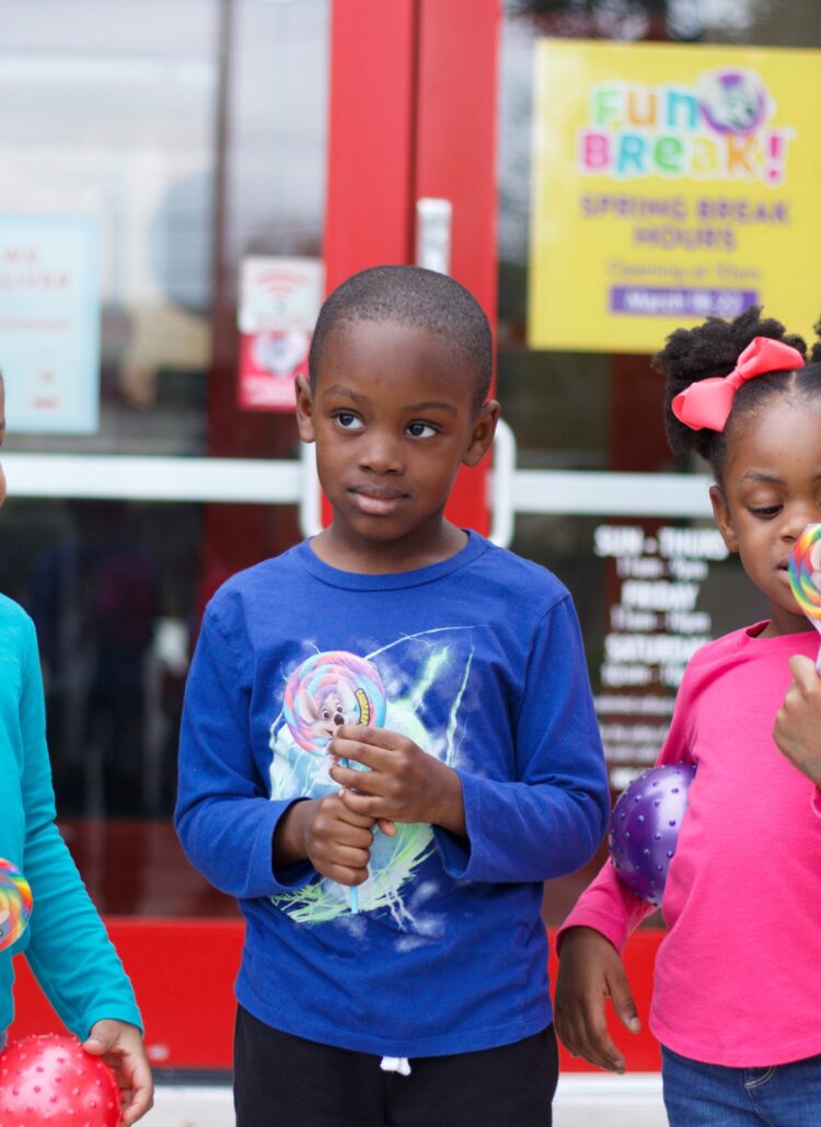 spring break at chuck e cheese